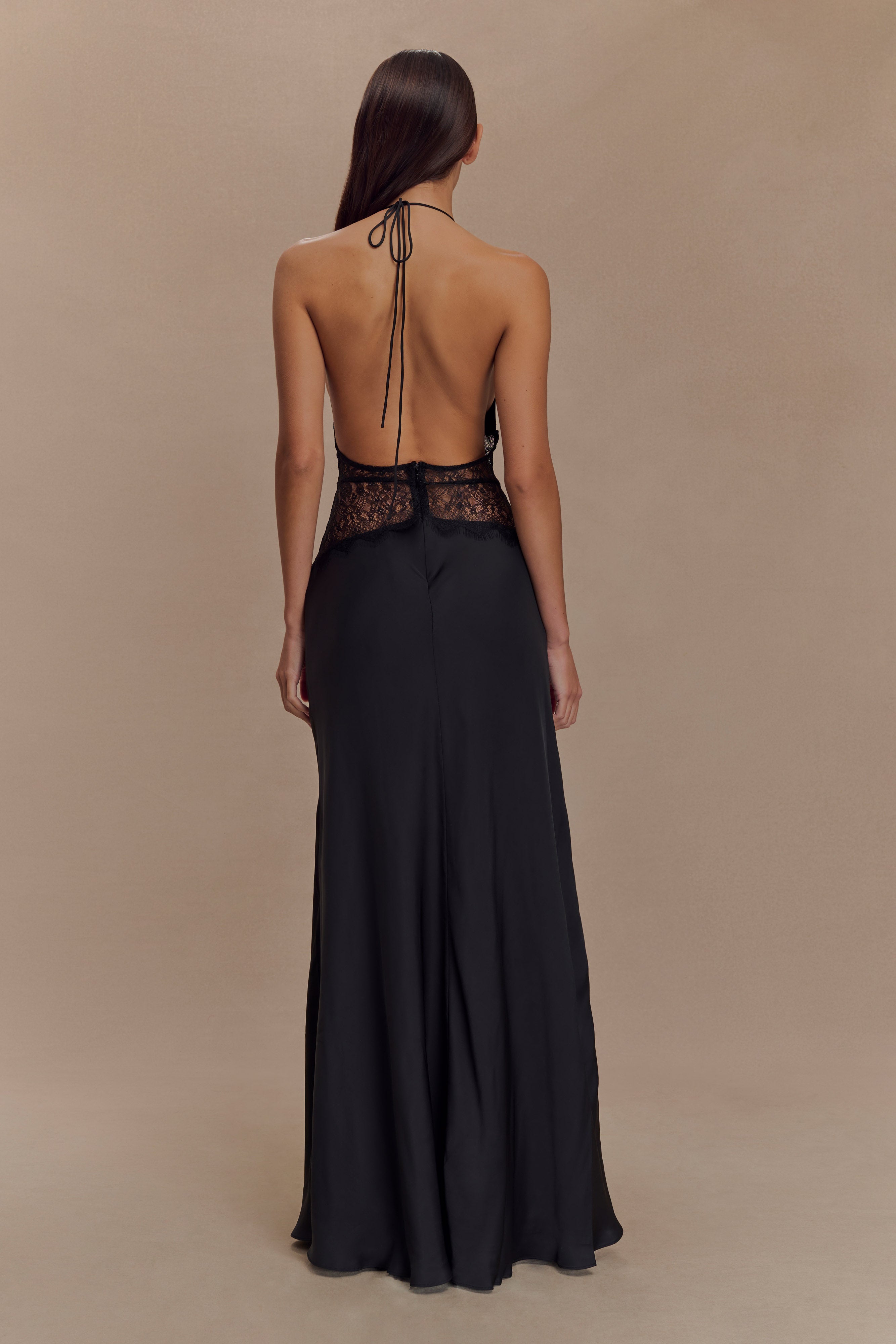 Vivora | Noiréa Dress