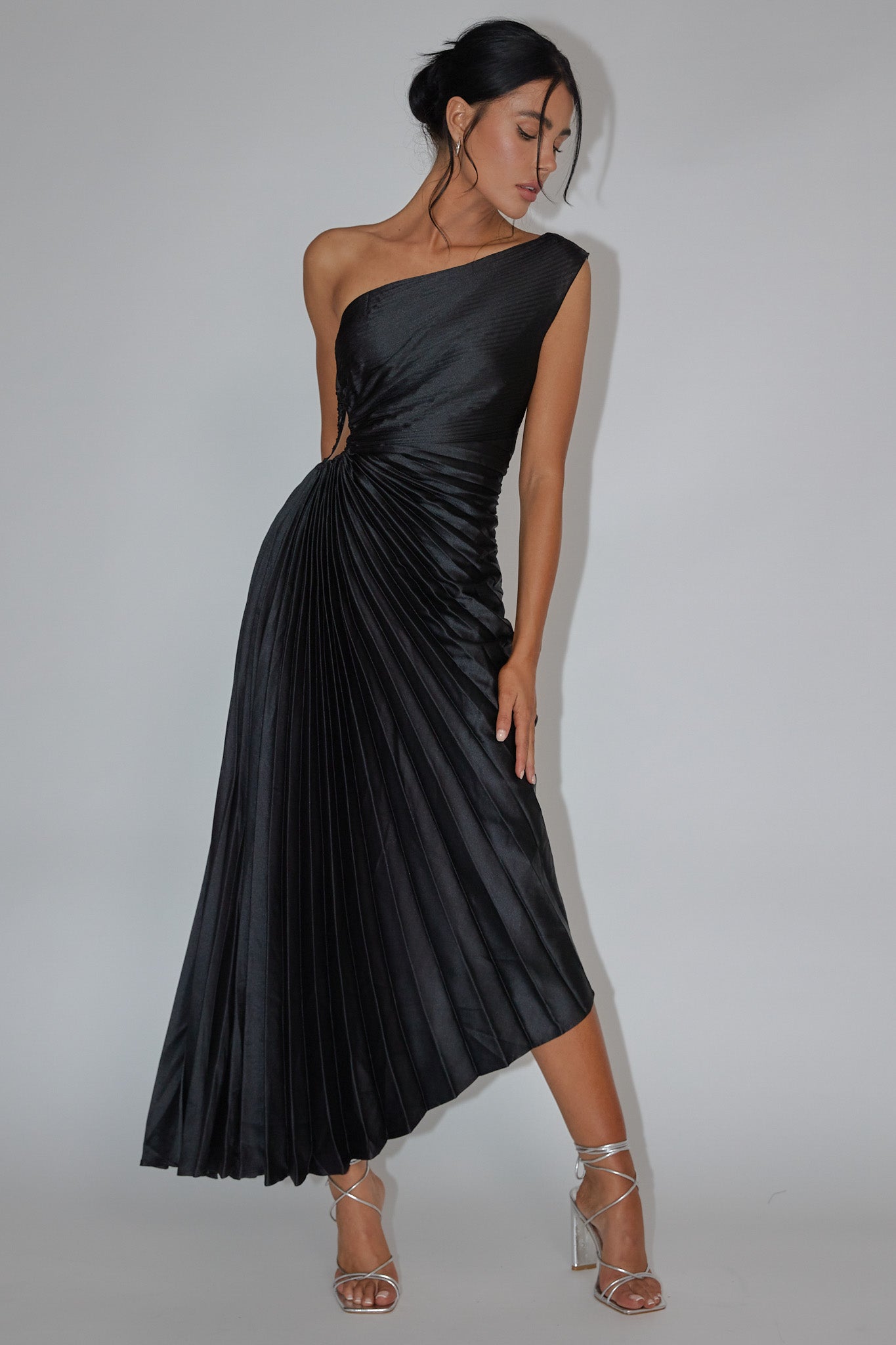 Vivora | Brooklynn One-Shoulder Dress