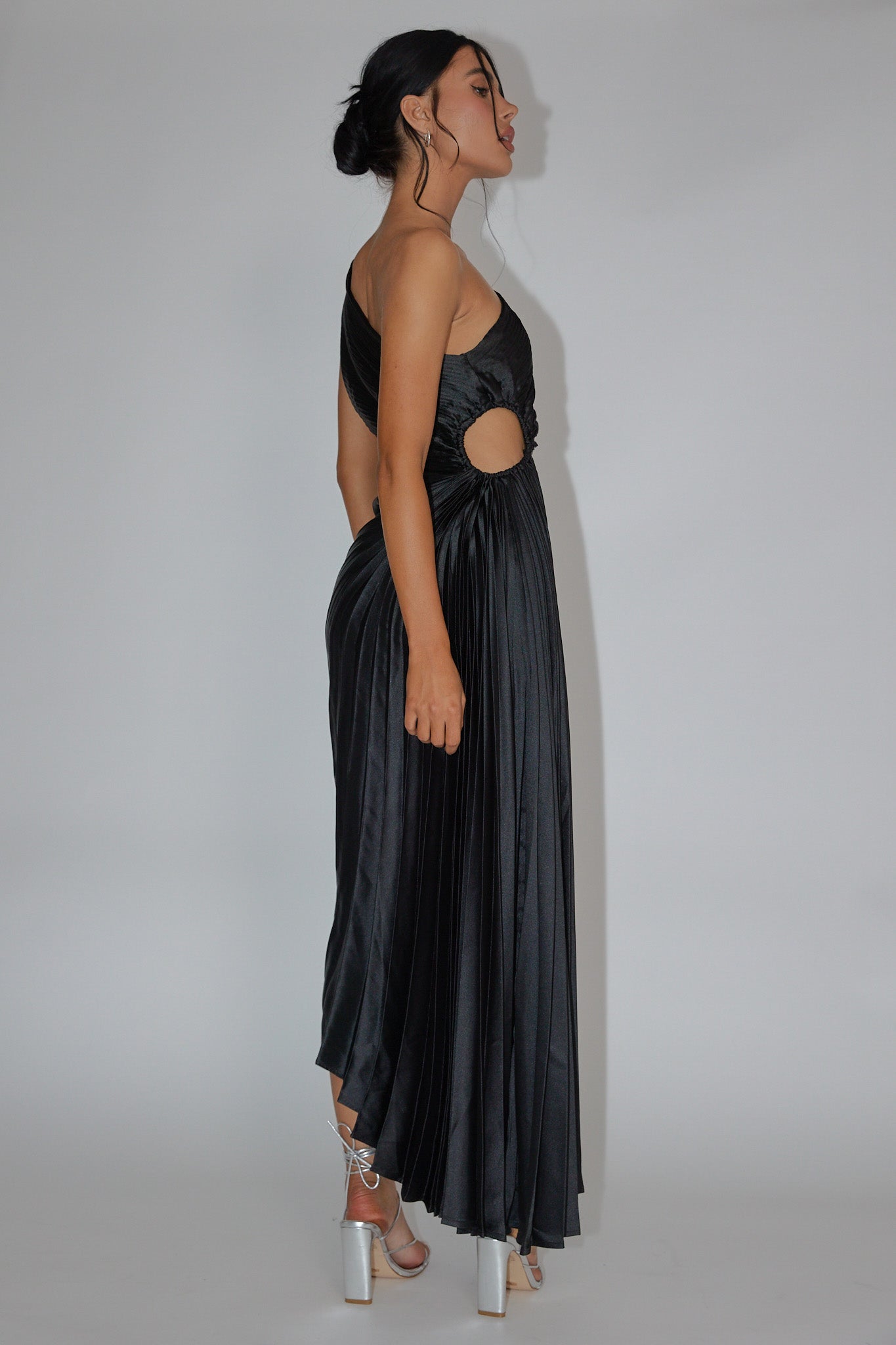 Vivora | Brooklynn One-Shoulder Dress
