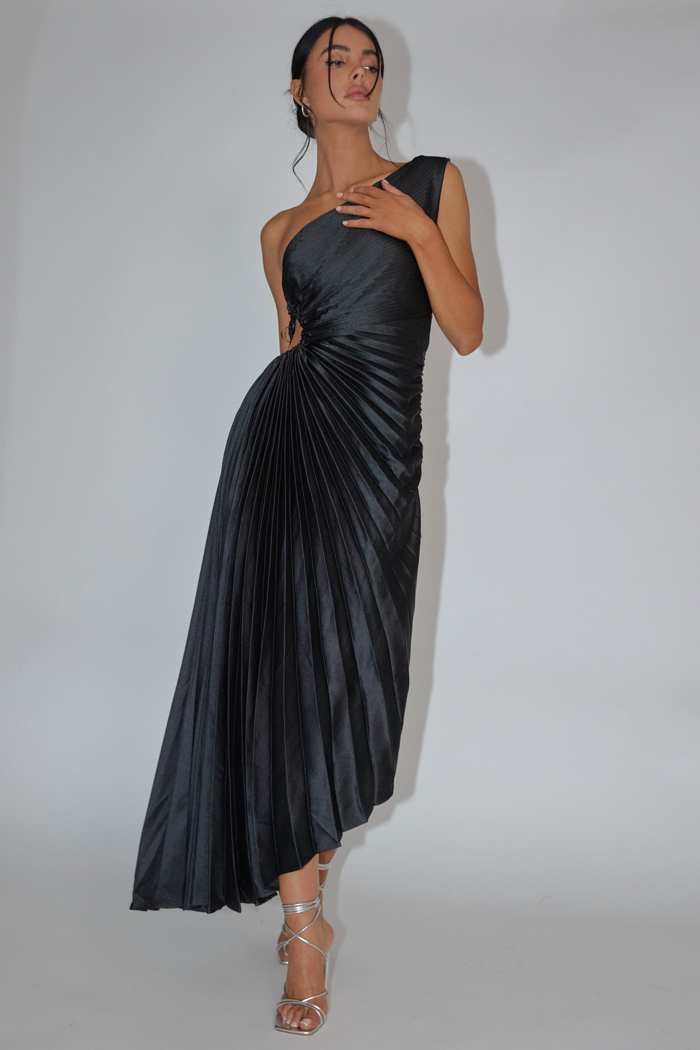 Vivora | Brooklynn One-Shoulder Dress