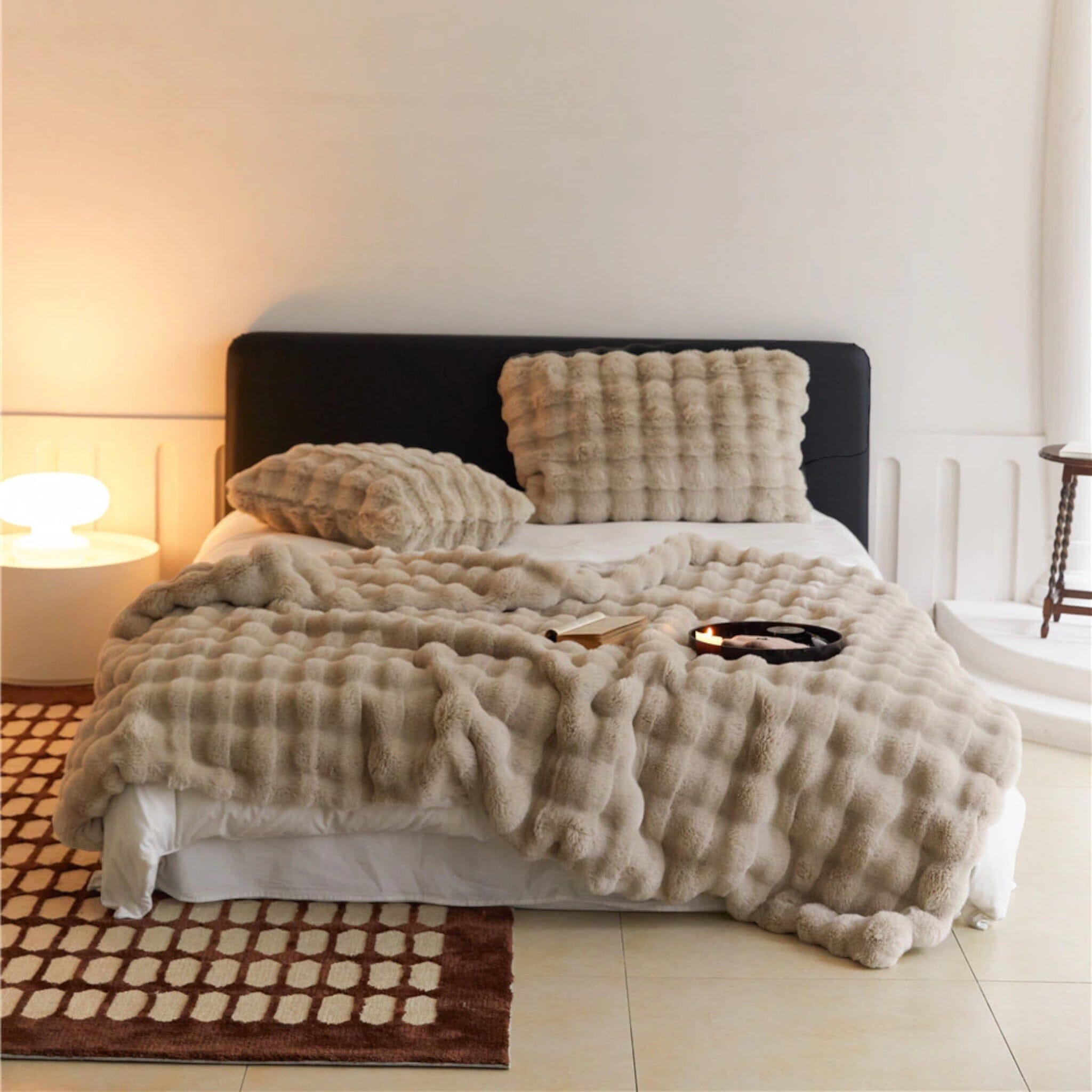 Luxury Faux Rabbit Fur Blanket – Ultra Soft