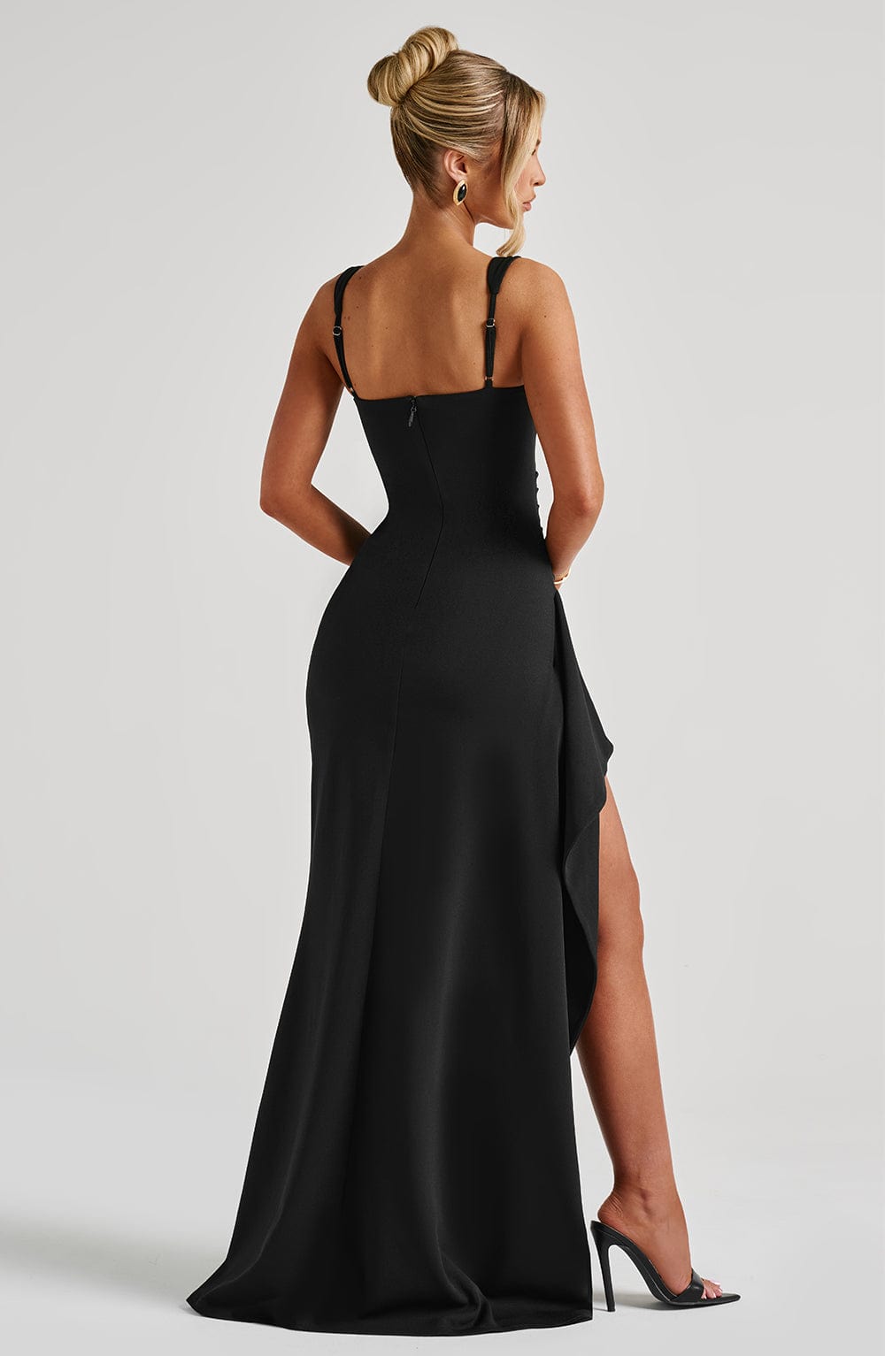 Vivora | Elegant luxury dress