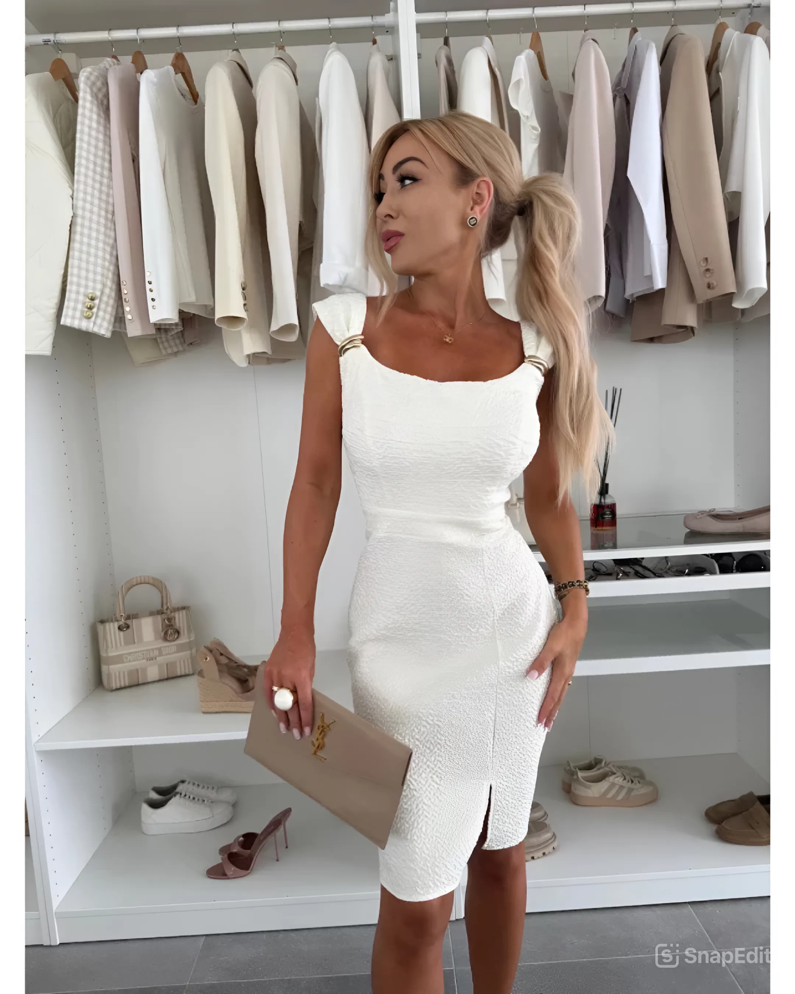 Vivora | Elegant dress with slit