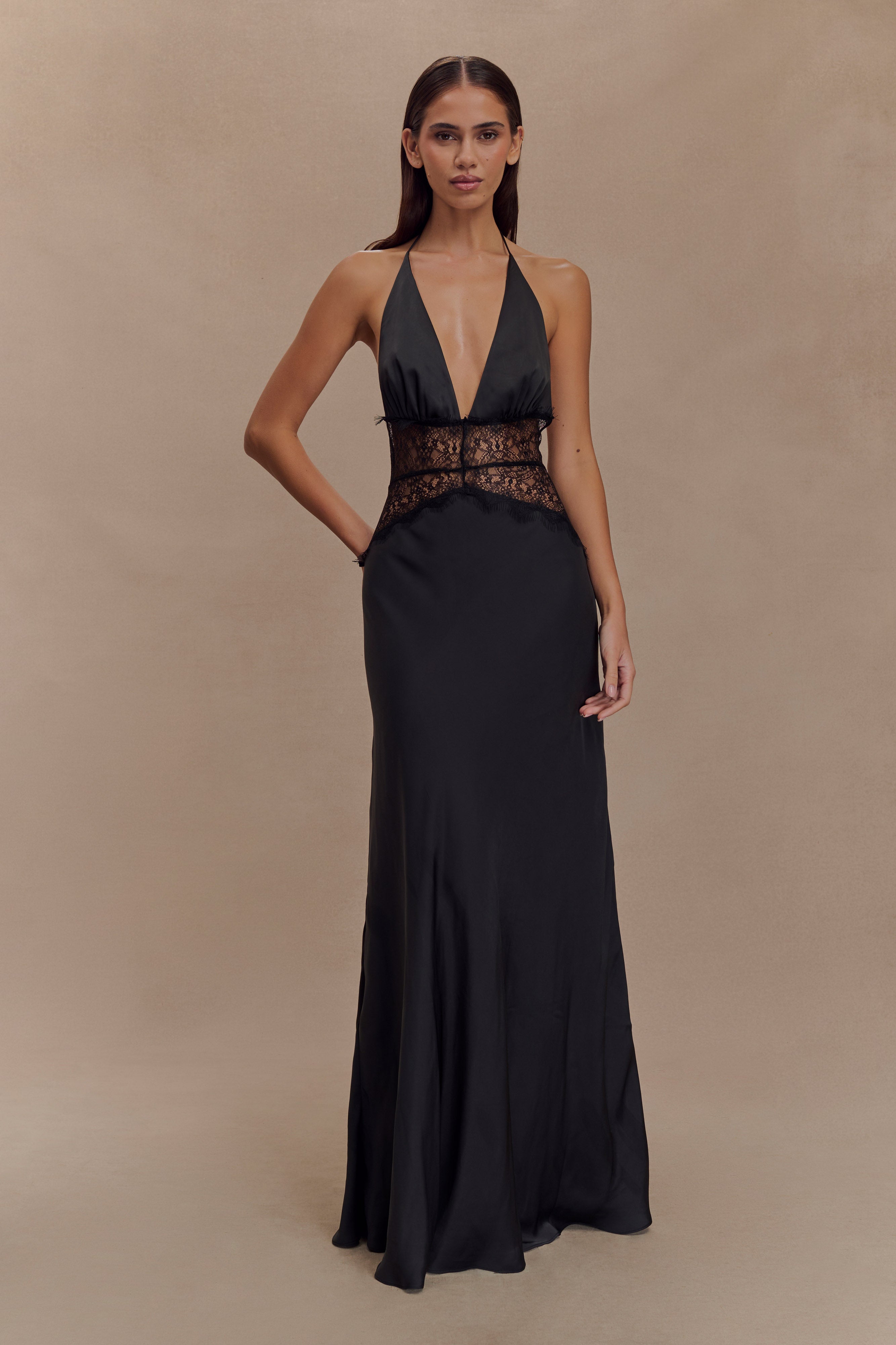 Vivora | Noiréa Dress