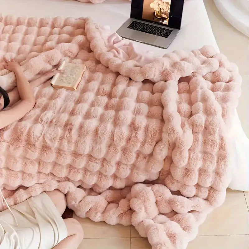Luxury Faux Rabbit Fur Blanket – Ultra Soft
